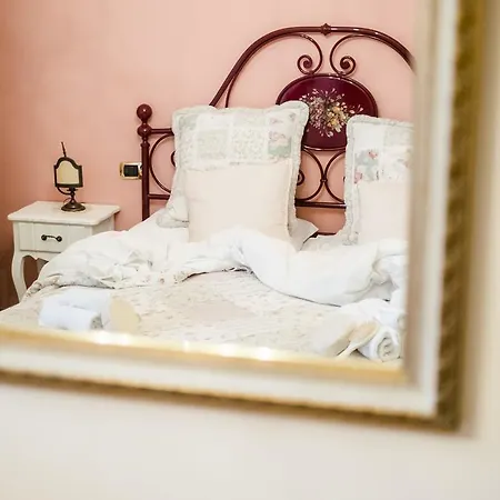 Pensionat Ripa Medici, Con Vista E Parcheggio Incluso 3*