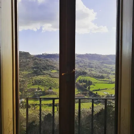 Pensionat Ripa Medici, Con Vista E Parcheggio Incluso