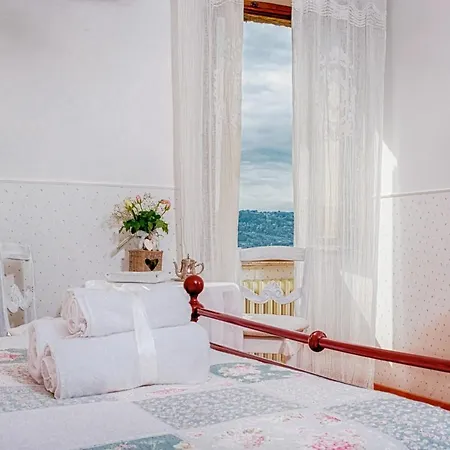 Ripa Medici, Con Vista E Parcheggio Incluso Guest house
