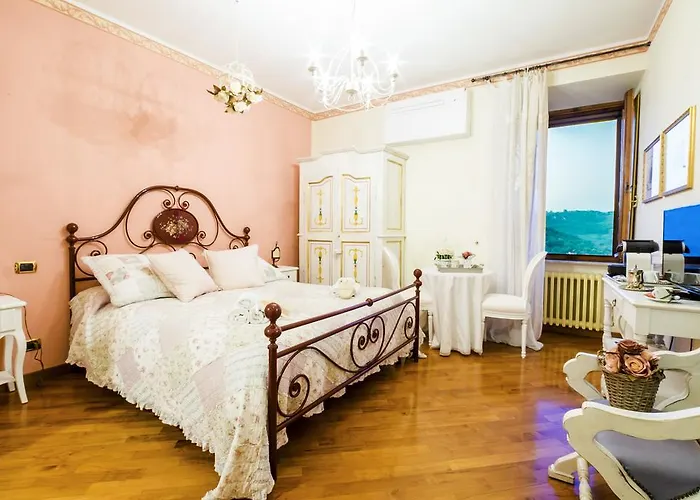 Ripa Medici, Con Vista E Parcheggio Incluso 4*